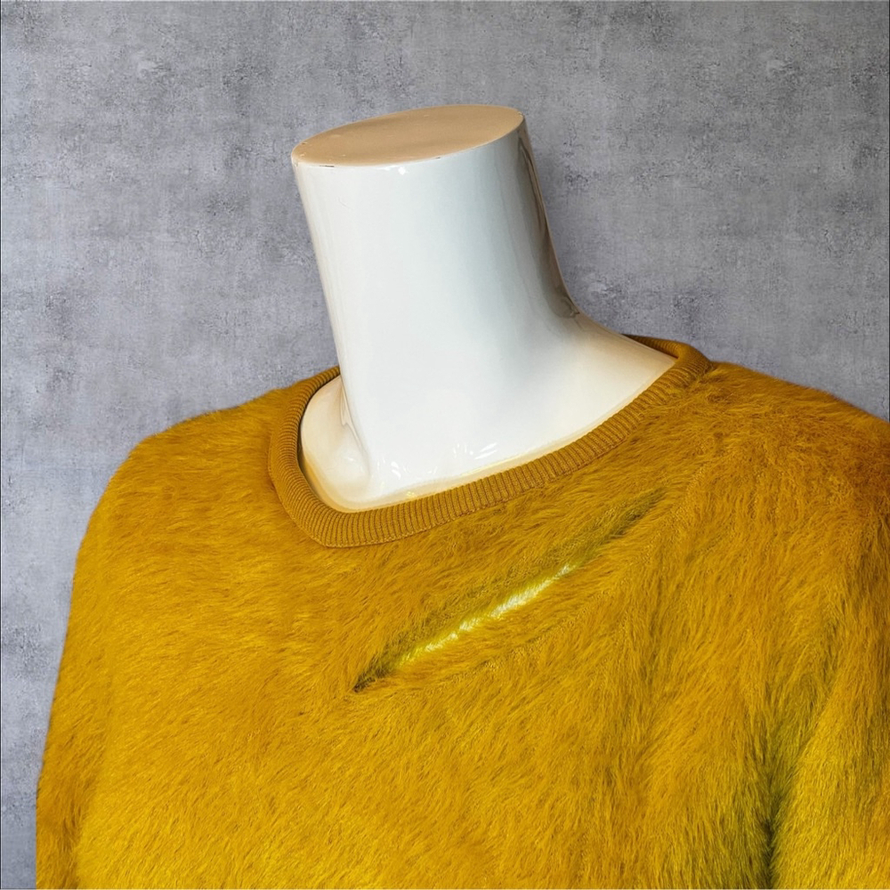 J.O.A. Mustard Faux-Fur Textured Sweater, M - Picture 5 of 13